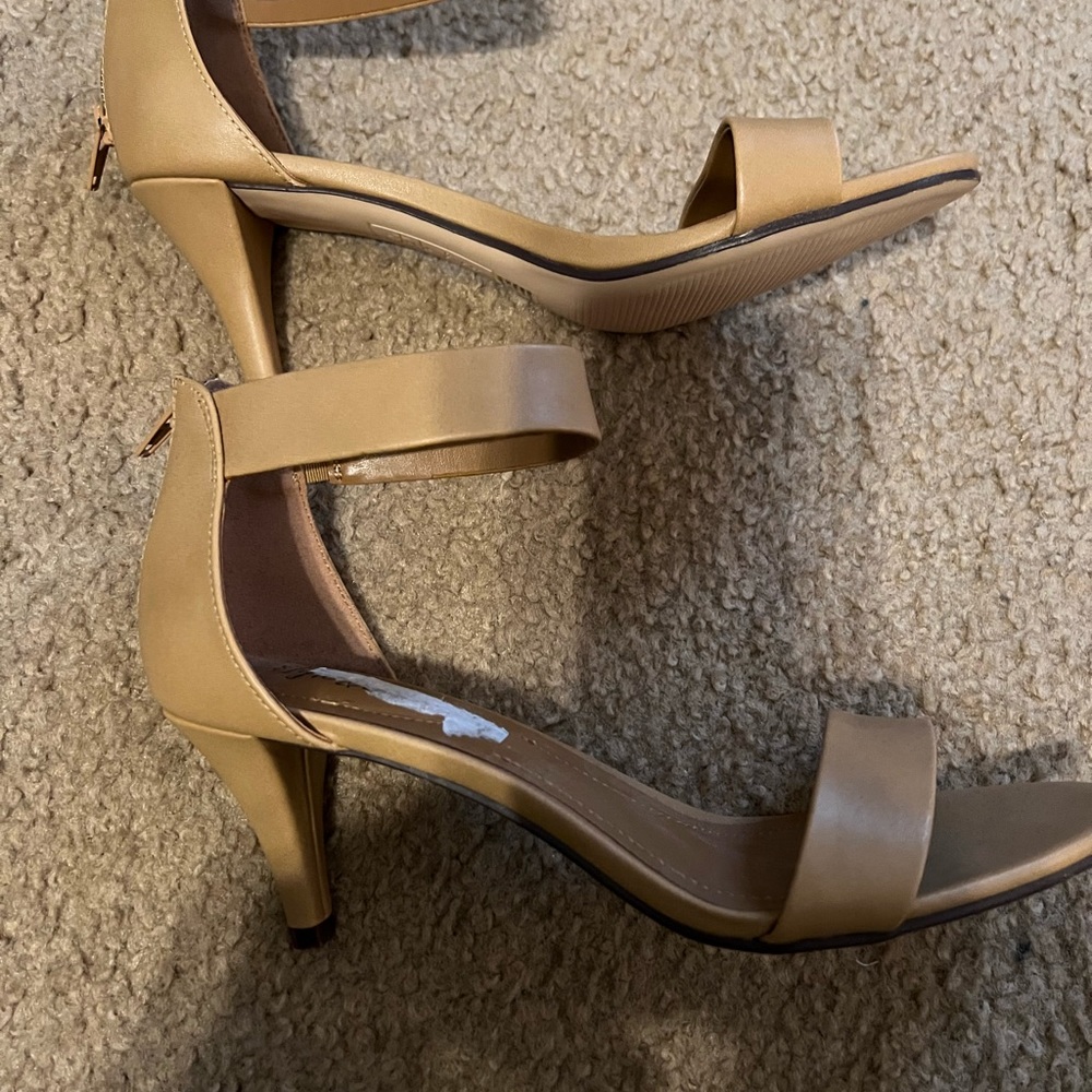 Beige heels brand new